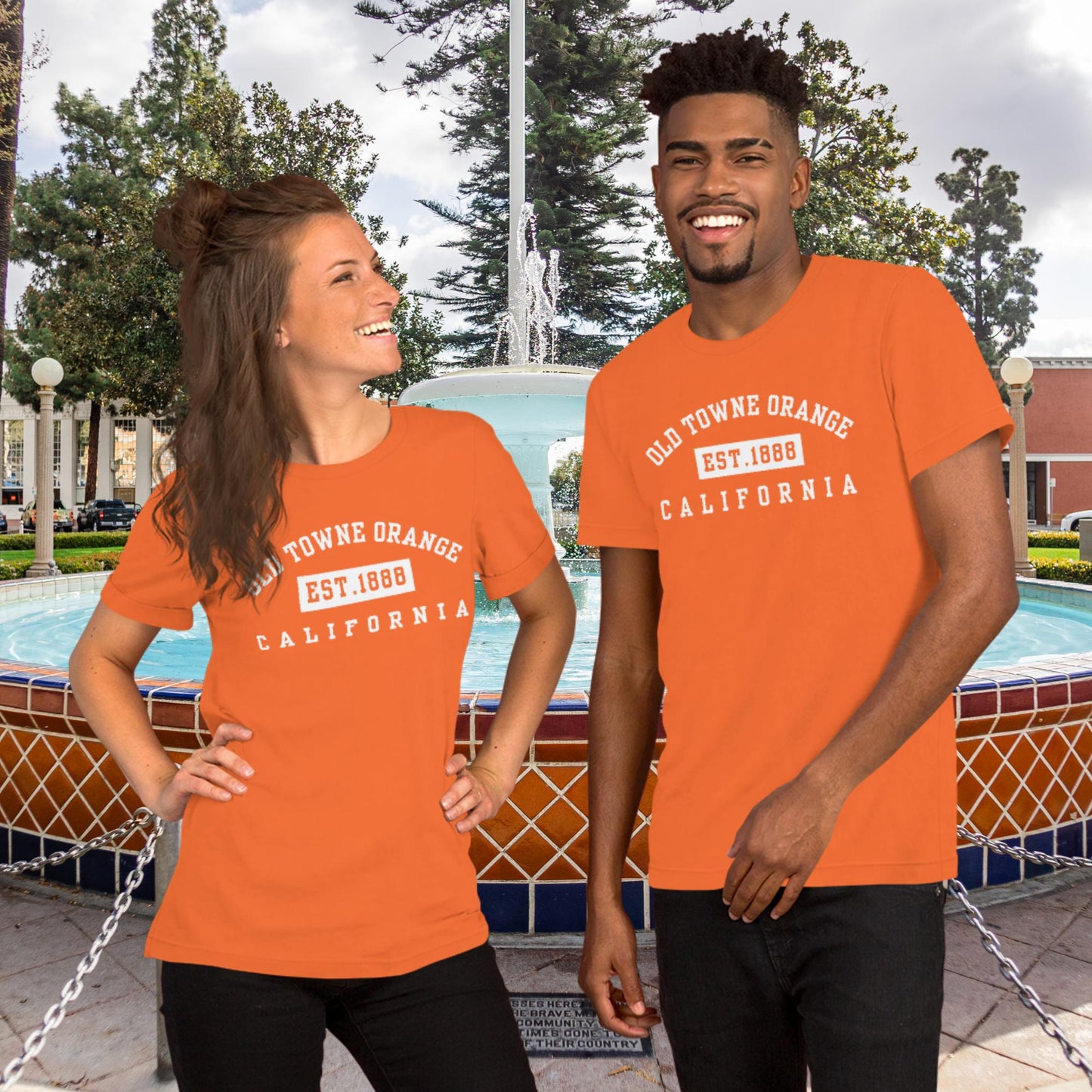 Old Towne Orange Basic Unisex t-shirt