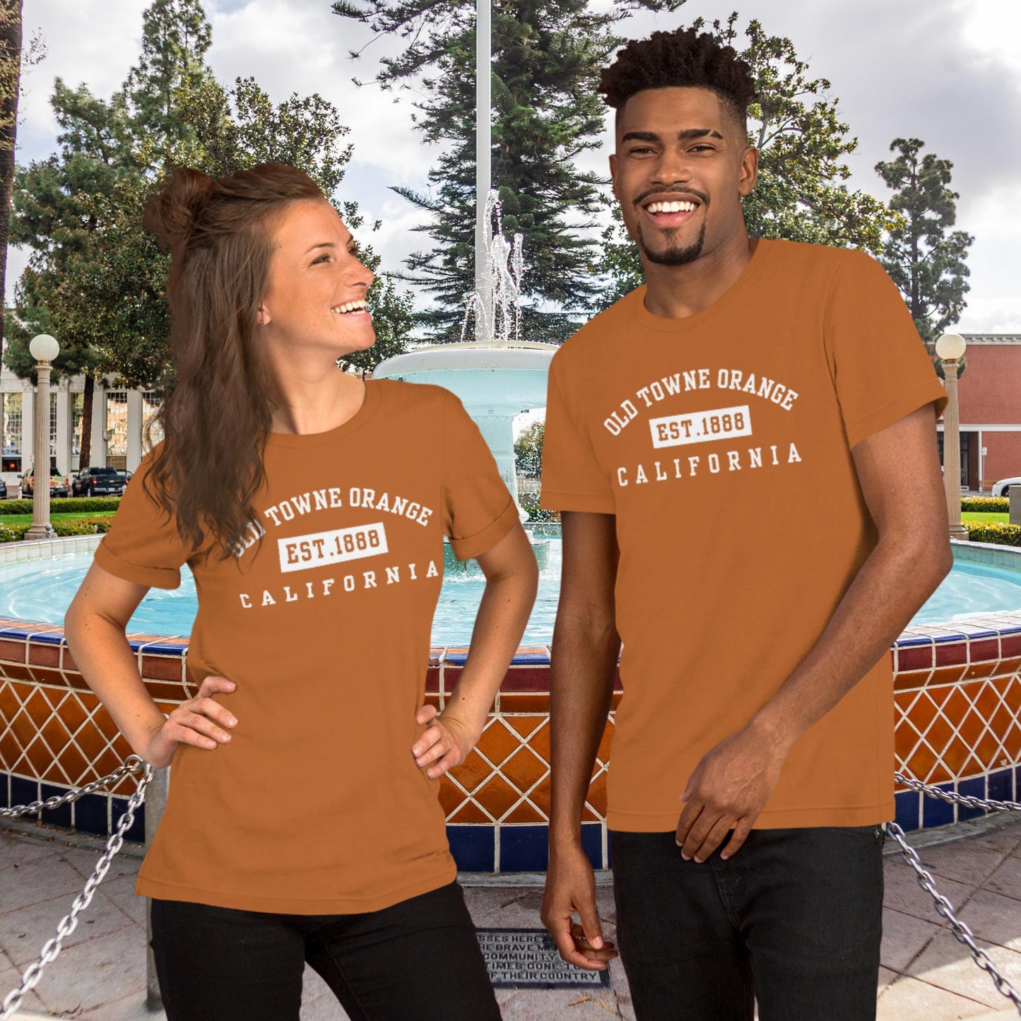 Old Towne Orange Basic Unisex t-shirt