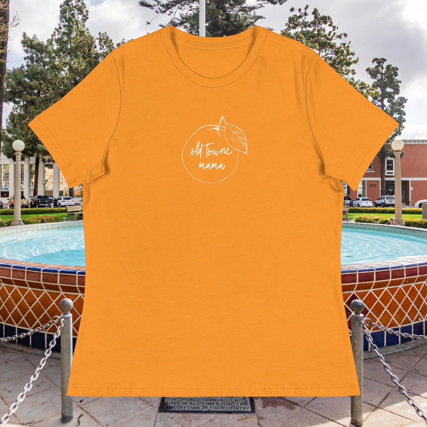 Old Towne Mama Women's Relaxed T-Shirt