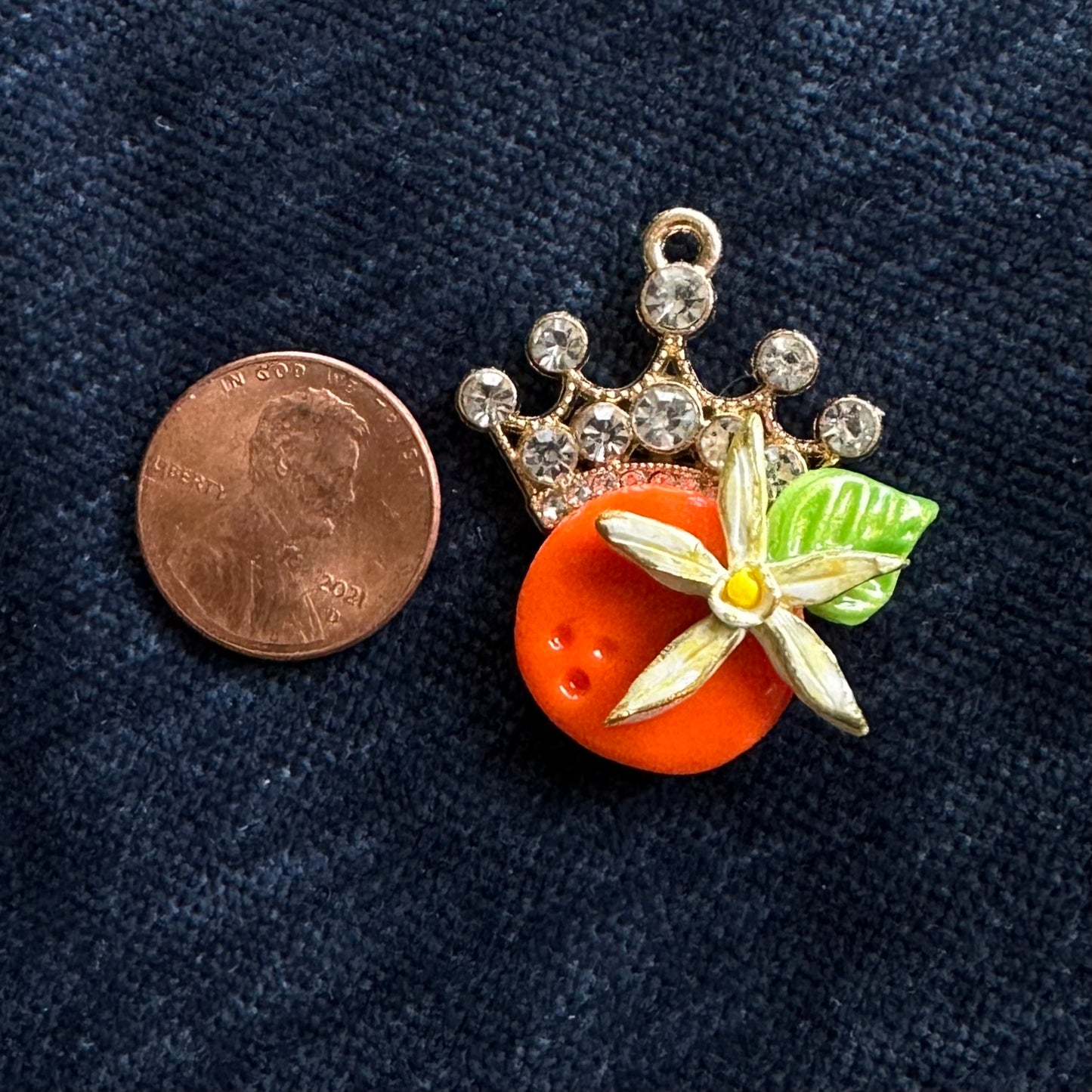 Miss Orange Crown Charm 👑🍊