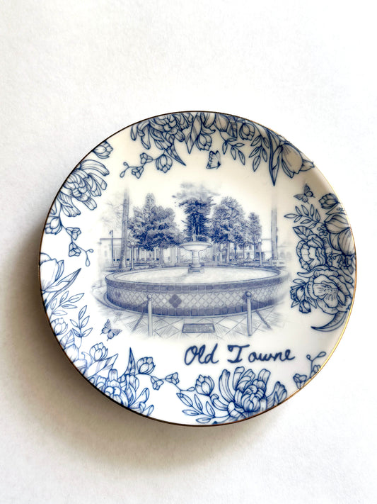 Old Towne Fountain Trinket Dish